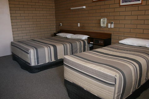 Mount Wycheproof Motor Inn - Perths Hotel 1