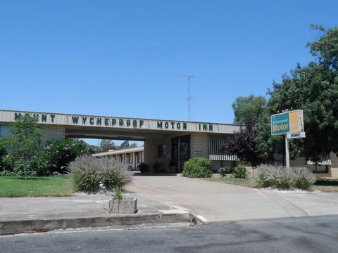 Mount Wycheproof Motor Inn - Perths Hotel 0