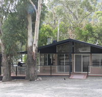 Mountain Hideaway - Perths Hotel