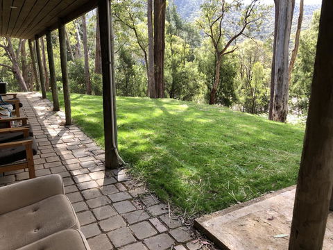 Mountain Village Cabin - Perths Hotel 1