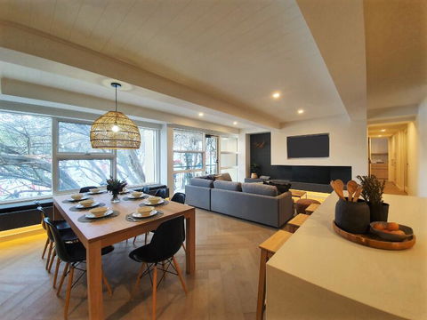 Mt Buller Chalet Hotel & Suites - Perths Hotel 3
