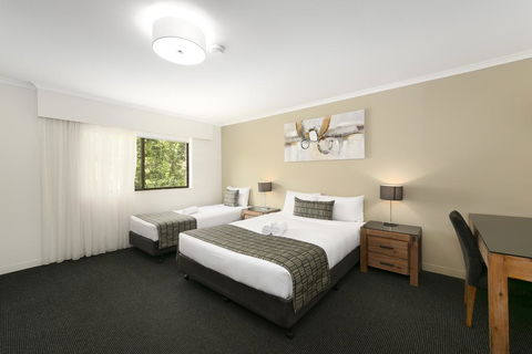 Mt Ommaney Hotel Apartments - Perths Hotel 2