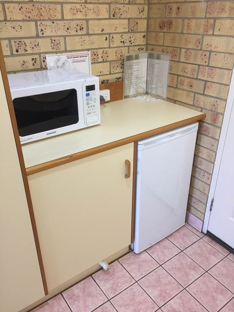 Mulga Country Motor Inn - Perths Hotel 3