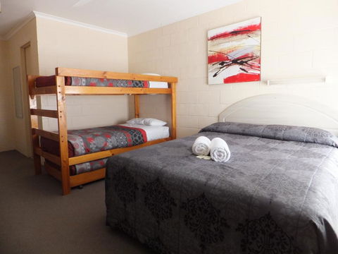 Nagambie Caravan Park & Motel - Perths Hotel 2
