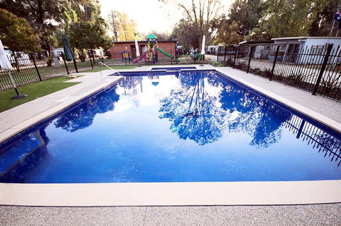 Nagambie Caravan Park & Motel - Perths Hotel 0