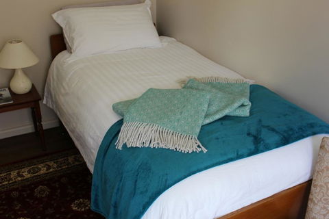 National Park Hotel - Perths Hotel 0