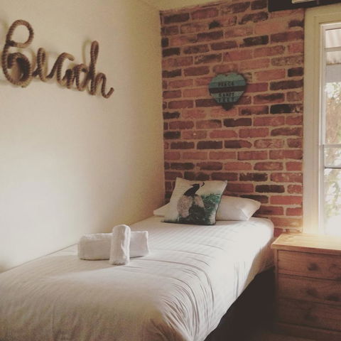 Albany Beachside Accommodation - Perths Hotel 6