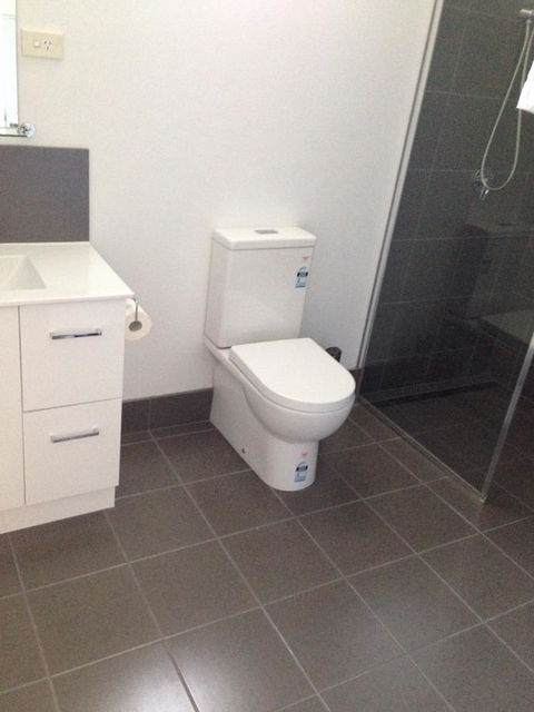 Albany Beachside Accommodation - Perths Hotel 4