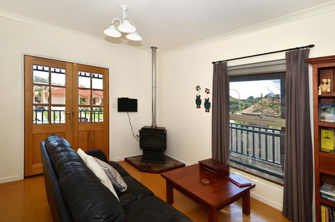 Albany Beachside Accommodation - Perths Hotel 15