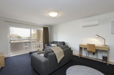 Hillarys Marina Apartment - Perths Hotel 6