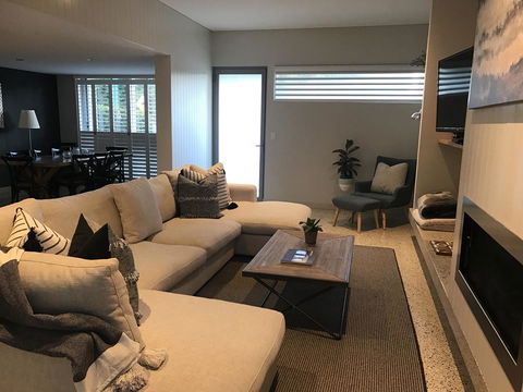 The Urban Beach House - Perths Hotel 3