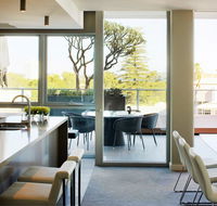 Claremont Quarter Luxury Apartment - Perths Hotel