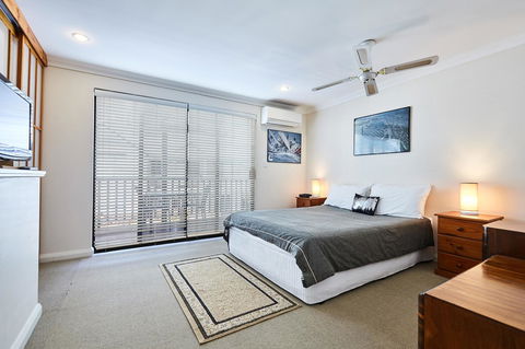 Fremantle Townhouse U/5 - Perths Hotel 8