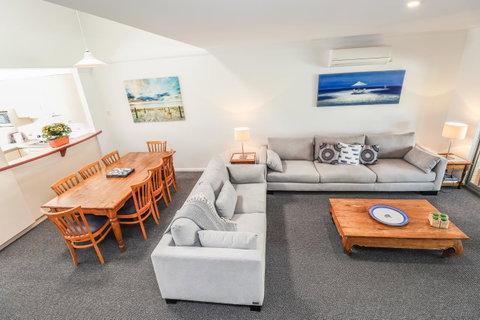 Bayshore Beachside Resort - Perths Hotel 42