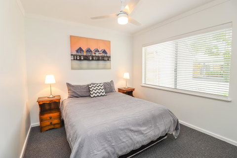 Bayshore Beachside Resort - Perths Hotel 37