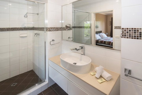 Bayshore Beachside Resort - Perths Hotel 16