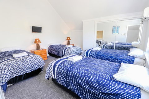 Bayshore Beachside Resort - Perths Hotel 36