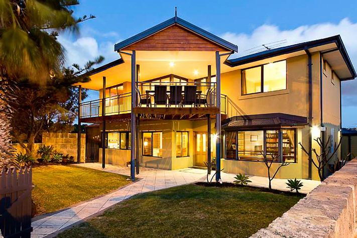 Mullaloo WA Perths Hotel