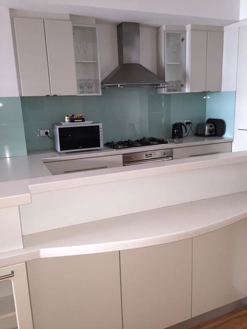 West End District Apartments - Perths Hotel 2