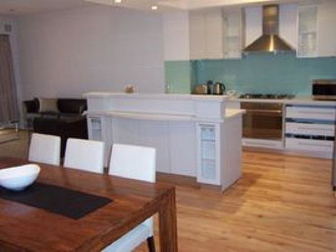 West End District Apartments - Perths Hotel 18