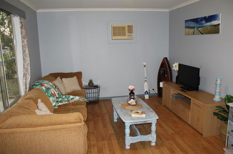Jbay Beach Shack - Perths Hotel 10
