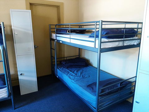 Fremantle Beach Backpackers - Perths Hotel 7