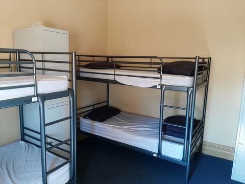 Fremantle Beach Backpackers - Perths Hotel 5