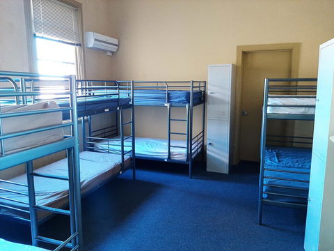 Fremantle Beach Backpackers - Perths Hotel 6