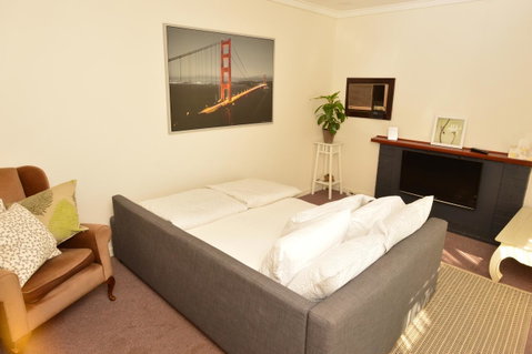 Midgard Cottage - Great Location & Close To Airport - Perths Hotel 11