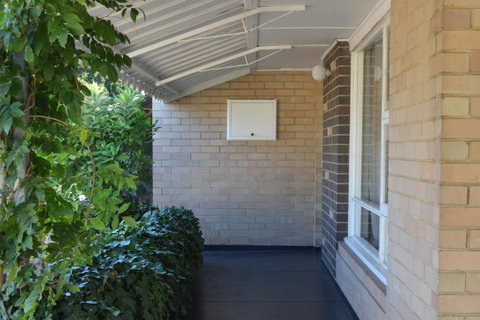 Midgard Cottage - Great Location & Close To Airport - Perths Hotel 9