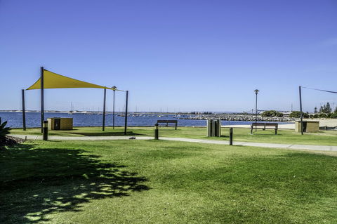 Luxury Suite Bunbury - Perths Hotel 20