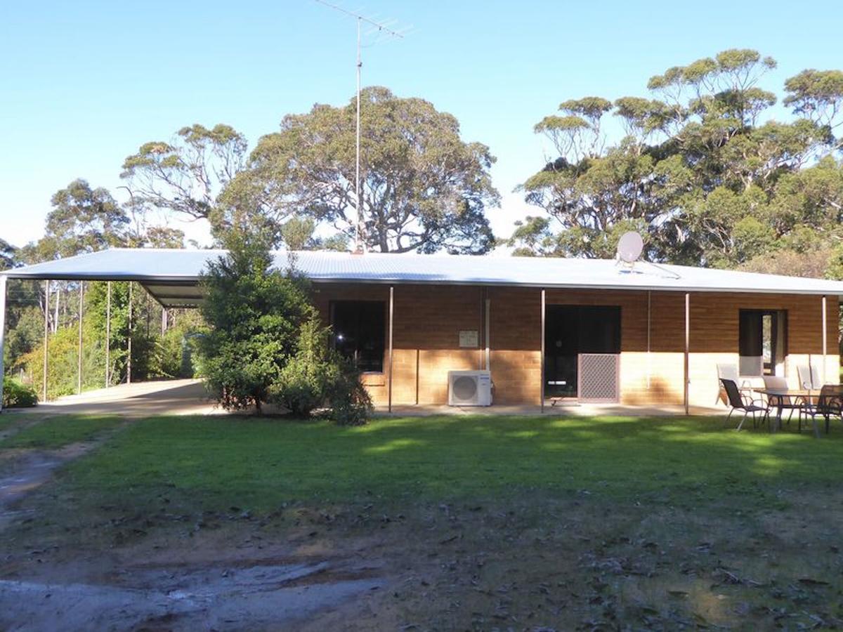 Deepdene WA Perths Hotel