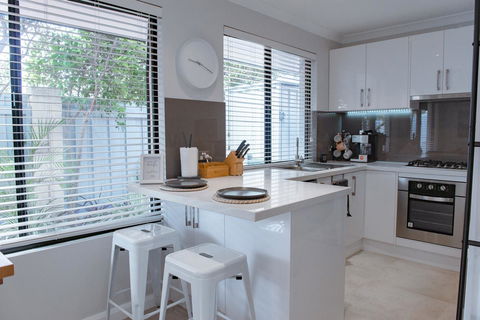 Mindarie Retreat - Perths Hotel 3