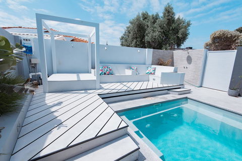 Mindarie Retreat - Perths Hotel 12