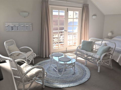 Fremantle Local Beach Studio - Perths Hotel 8