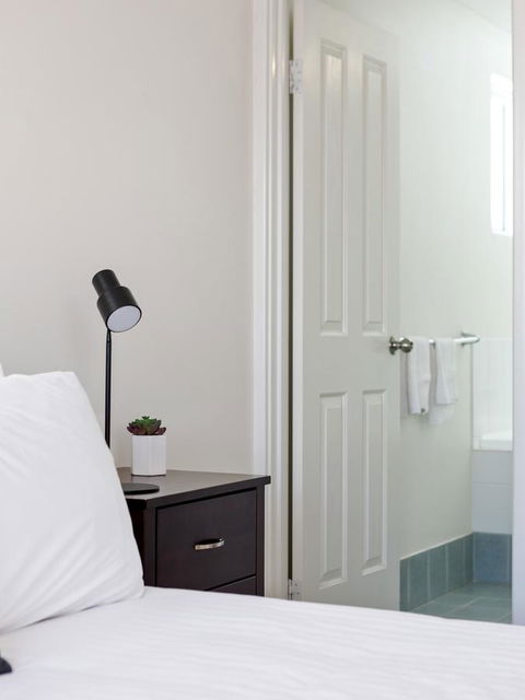 Cooper Street - Perths Hotel 10