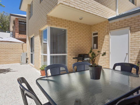 Cooper Street - Perths Hotel 38