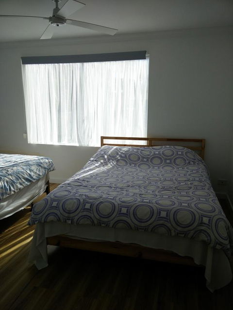 DIANELLA Budget Rooms Happy Place To Stay - Perths Hotel 14