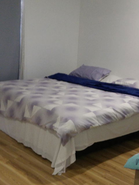DIANELLA Budget Rooms Happy Place To Stay - Perths Hotel 26
