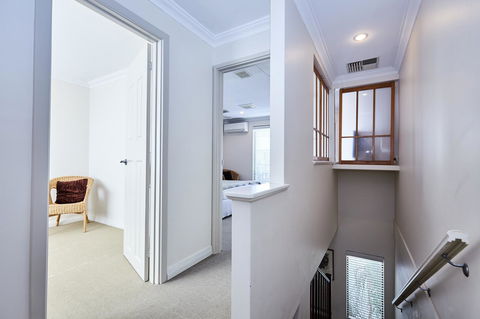 Fremantle Townhouse Unit 6 - Perths Hotel 6