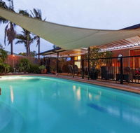 The Entertainer - Perths Hotel