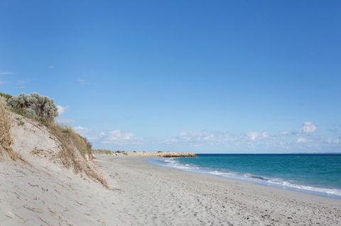 Beachside Living - South Fremantle - Perths Hotel 21