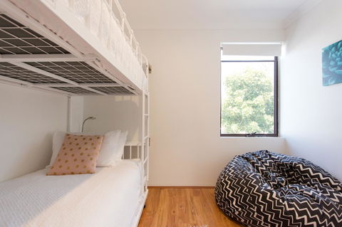 Monument Hill Townhouse - Fremantle - Perths Hotel 12