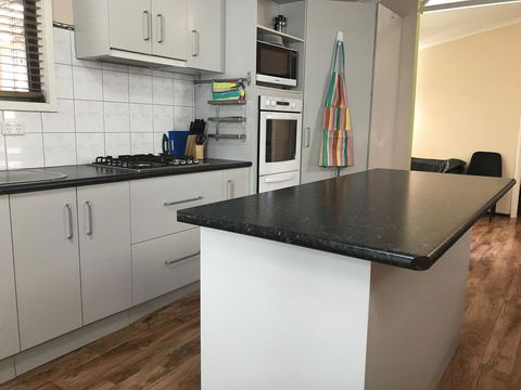 Sabai Accommodation - Perths Hotel 23