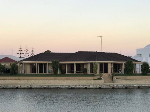 LA ANCHOR ON THE CANALS (MANDURAH) - Perths Hotel 16
