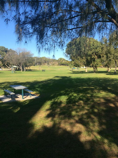 Crossland House - Perths Hotel 2