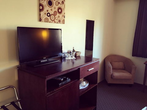 Joondalup City Hotel - Perths Hotel 24