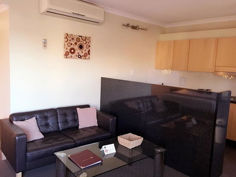 Joondalup City Hotel - Perths Hotel 18