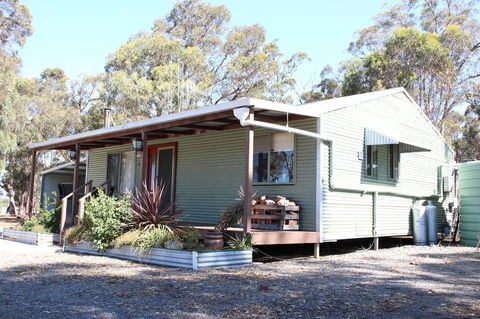 Kendenup Cottages And Lodge - Perths Hotel 30