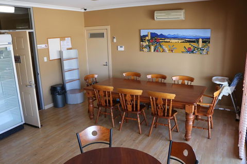 Kendenup Cottages And Lodge - Perths Hotel 39